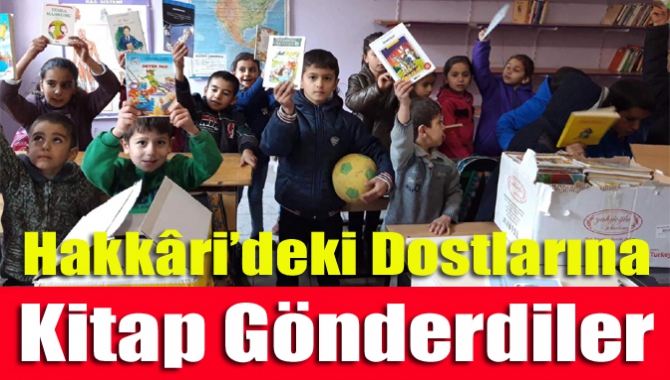 Tasvire Hurşit Güneş Ortaokulu 6/B sınıfı öğrencileri, Hakkâri’deki öğrencilere kitap