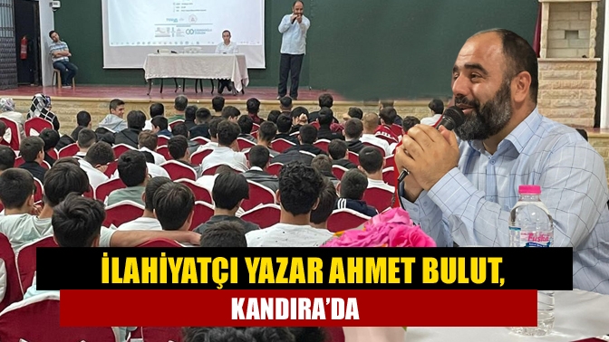 İlahiyatçı Yazar Ahmet Bulut, “Enderun Sohbetleri” programı kapsamında Kandıra’daydı.