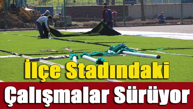 Kaymakam Mehmet Sarıcan Kandıra İlçe Stadı’ndaki saha yenileme hizmetleri tüm