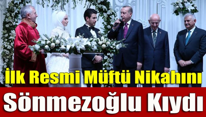 Türkiye'de ilk resmi mütfü nikahı Erdoğan'ın şahitliğinde Kocaeli eski İl