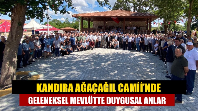 Kandıra Ağaçağıl Camii’nde Geleneksel Mevlütte Duygusal Anlar Kandıra’nın Ağaçağıl Mahallesi’ndeki tarihi camide düzenlenen geleneksel mevlüt programı manevi