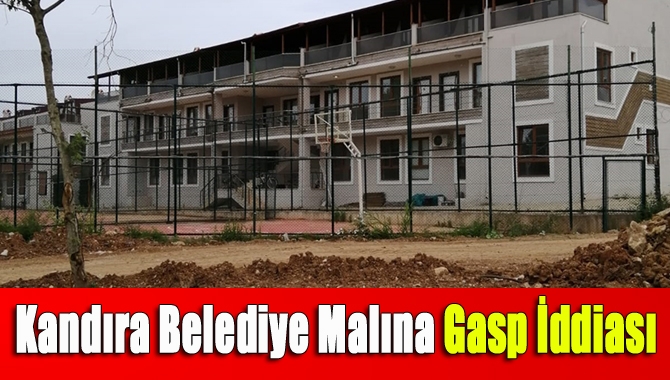 Kandıra'da herkese açık olan spor sahasının Doğaköy Sitesi tarafından tel