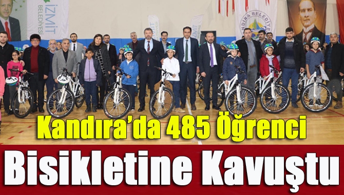 Kandıra Belediyesi ve İzmit Belediyesi’nin ortaklaşa düzenlediği bisiklet dağıtım töreninde