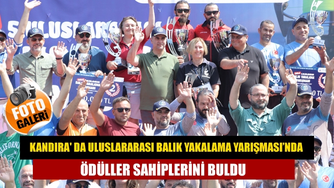 Kocaeli Büyükşehir Belediyesi öncülüğünde düzenlenen 5. Kocaeli Uluslararası Balık Yakalama
