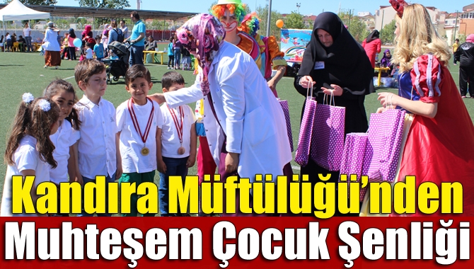 Kandıra İlçe Müftülüğü tarafından düzenlenen çocuk şenliğinde minikler unutulmaz bir