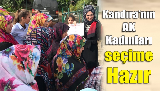 AK Parti Kandıra Kadın Kolları Başkanı Gülnur Bayram ve ekibi