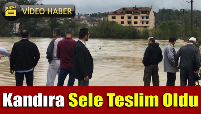 Sakarya ve çevresinde etkili olan şiddetli sağanak yağış Kandıra’yı da