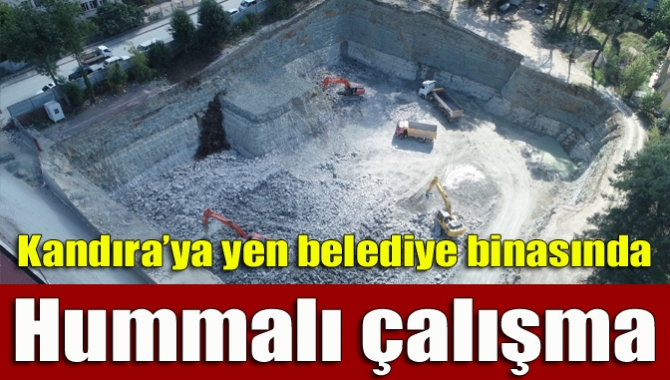 Kocaeli Büyükşehir Belediyesi Kandıra’nın yeni belediye hizmet binasında çalışmalarını sürdürüyor.