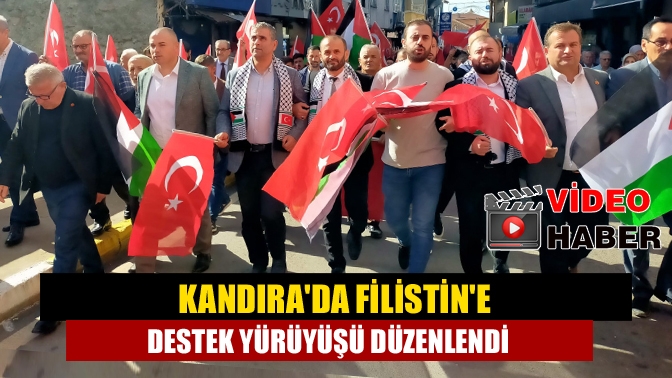 Tüm Türkiye'de olduğu gibi Kandıra'da da Cuma namazı sonrası Filistin'e