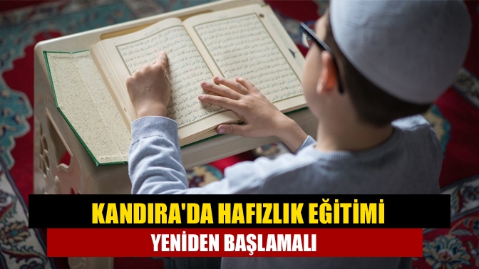 Kandıra Hafızlar Derneği Başkanı Muhammer Er ve yönetimi, ilçemize hafızlık