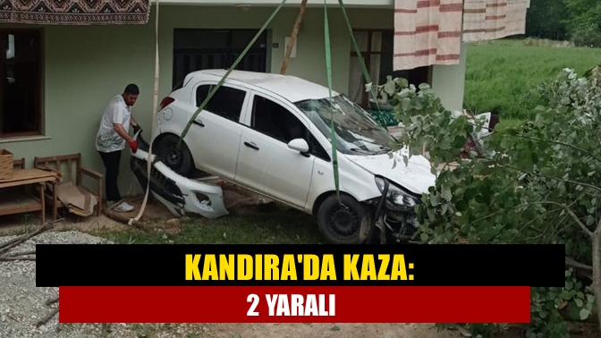 Kandıra Kurtyeri Mahallesi'nde meydana gelen trafik kazasında 2 kişi yaralandı