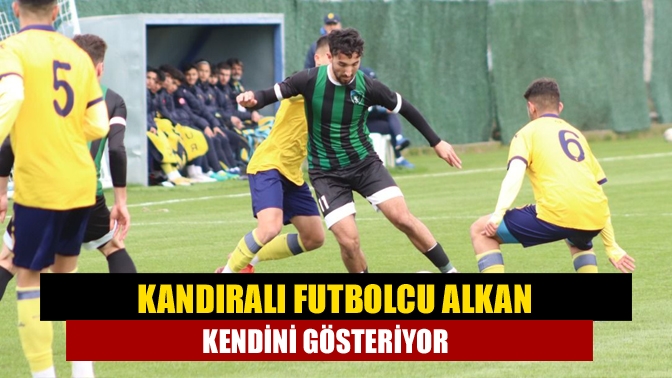 Kocaelispor U19 takımında forma giyen 2003 doğumlu Kandıralı futbolcu Eren