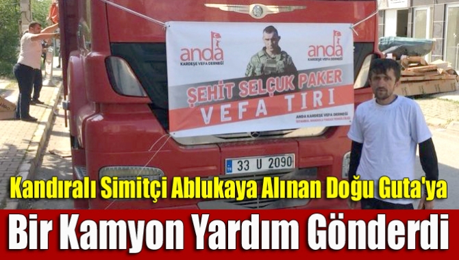Derince'de geçimini simit satarak sürdüren Kandıralı Erkan Ayhan, internette ağlarken