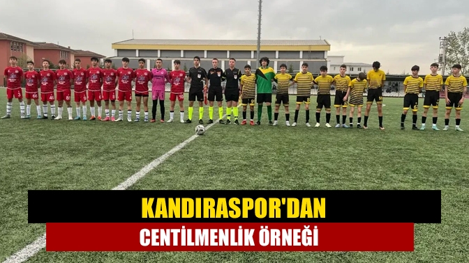 Yahya Kaptanspor Kandıra Spor ile karşılaştı. Maç öncesi şampiyon rakibini