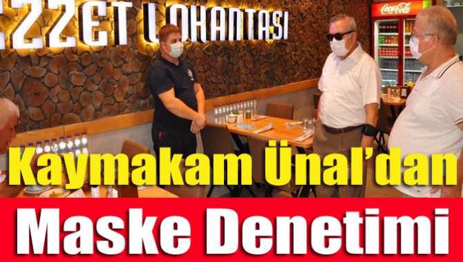 Kandıra Kaymakamı Mehmet Ünal, ilçe merkezinde maske denetimi yaptı.