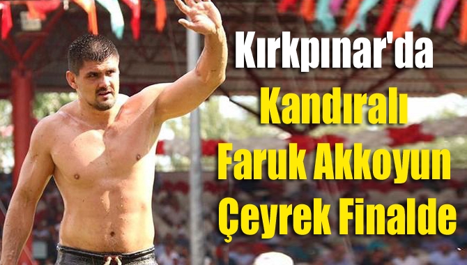 Kocaeli Büyükşehir Belediye Kağıtsporlu güreşçi Kandıralı Faruk Akkoyun, rakibi Hüseyin