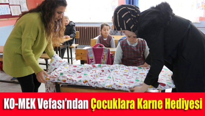 Kursiyerler, Kandıra Çerçilli Sefa Sirmen İlkokulu 3-A sınıfındaki sıralara örtü