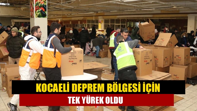 Başkan Büyükakın, depreme yönelik ayni yardımların toplandığı eski Carrefour binasında