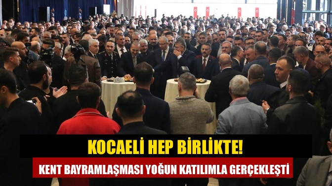 Ramazan Bayramı ile 40’ıncısı gerçekleştirilen kent bayramlaşmasında yoğun kalabalık yaşandı.