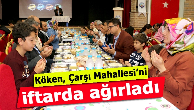 Kandıra Belediye Başkanı Ünal Köken, Meydan İftarları kapsamında düzenledikleri programda
