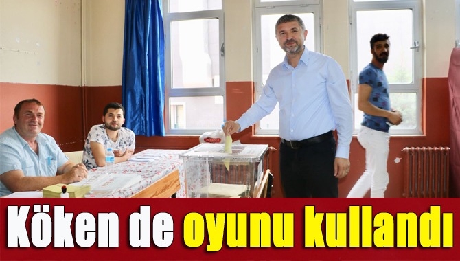Kandıra Belediye Başkanı Ünal Köken, Tasvire Hurşit Güneş İlkokulu’nda oyunu