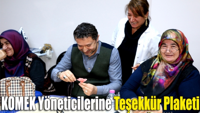 Kandıra Belediye Başkanı Ünal Köken, KOMEK Müdürü Serap Kılıç ve