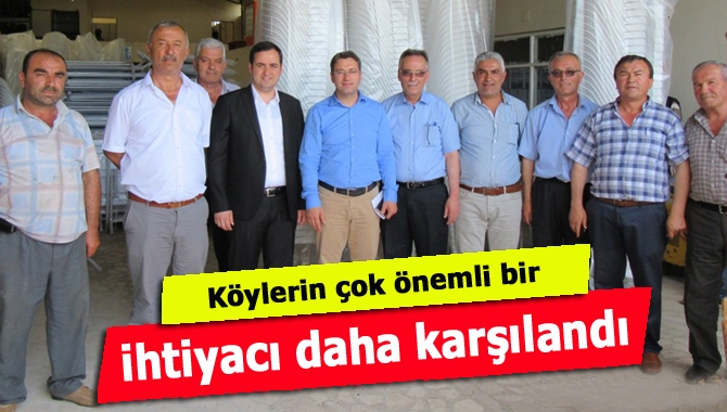 Büyükşehir, köylerde düzenlenecek cemiyetlerde kullanılmak üzere muhtarlara malzeme yardımında bulundu