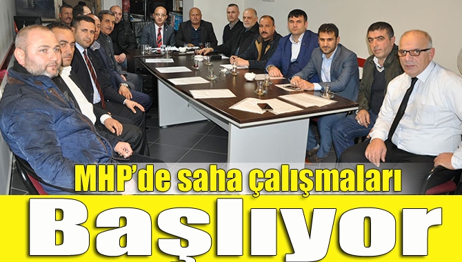 MHP aylık ilçe başkanları toplantısında açıklama yapan İl Başkanı Aydın