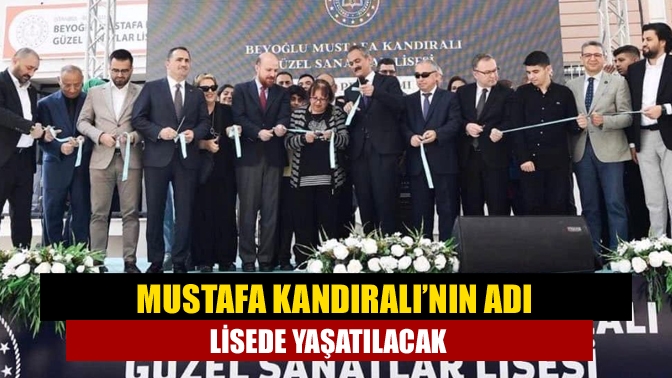 Kandıra’nın yetiştirdiği müzisyenlerden, klarnet üstadı, merhum Mustafa Kandıralı’nın adı İstanbul