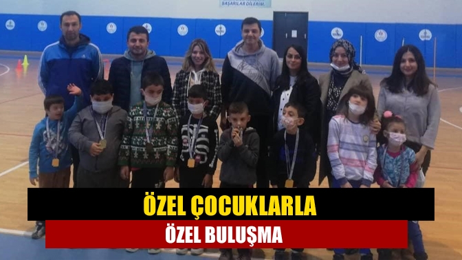 Zafer İlkokulu özel eğitim sınıfı öğrencileri 3 Aralık Dünya Engelliler