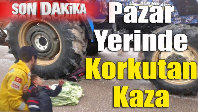 Kandıra Çarşamba Pazarı’nda annesi ile birlikte alışveriş yapan 4 yaşındaki