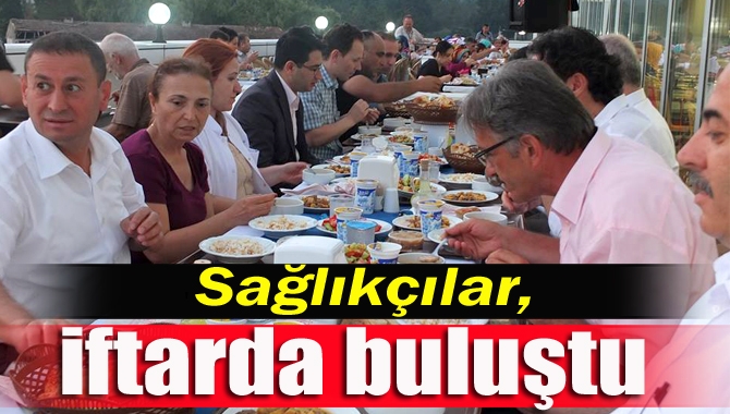 M. Kazım Dinç Kandıra Devlet Hastanesi tarafından düzenlenen iftar programı,