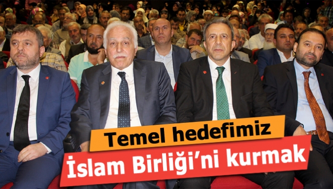 Saadet Partisi Kandıra İlçe Teşkilatı’nın Olağan Genel Kurul Toplantısı’nda konuşan