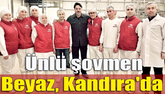 Ünlü şovmen Beyazıt Öztürk, hafta sonunu Kefken’de geçirdi.