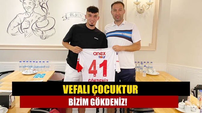 Gökdeniz, eski takımı Kandıra Gençlerbirliği kulübünde kendisini yetiştiren antrenörlerden, şu