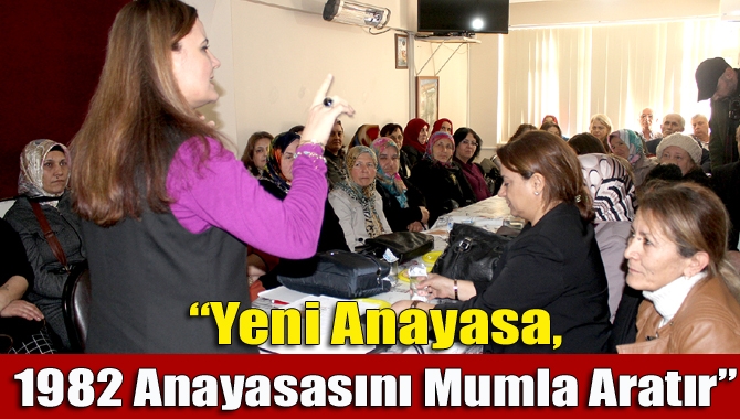 CHP Kandıra İlçe Örgütü’nde referandumla ilgili bilgilendirme toplantısında konuşan CHP