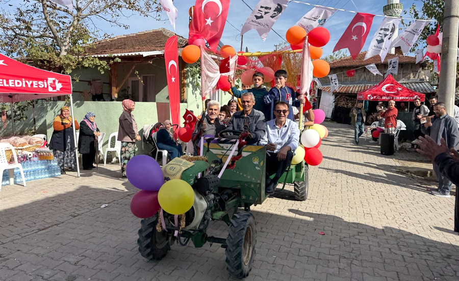 Köy yaşamının renkleri İzmit Çakırlar Köyü’nde gün yüzüne çıktı İzmit Belediyesi’nin destekleriyle bu yıl üçüncüsü düzenlenen Geleneksel Pat Pat