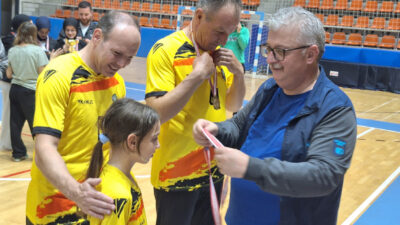 Cumhuriyetin 102. yılı etkinlikleri kapsamında Kandıra’da düzenlenen Cumhuriyet Kupası Voleybol