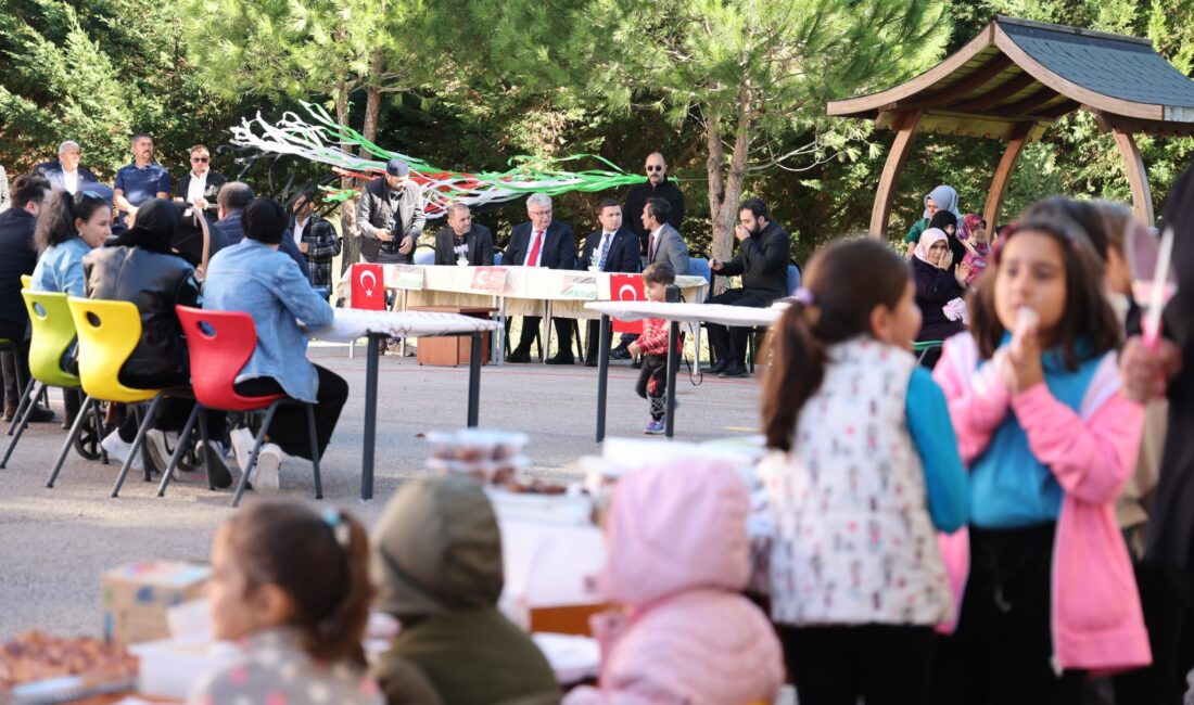 Kandıra’da Gazze İçin El Ele: Eğercili Namık Kemal İlkokulu’ndan Anlamlı Kermes Kandıra Eğercili Namık Kemal İlkokulu, “ÇEDES Gazze İçin Seferber” projesi
