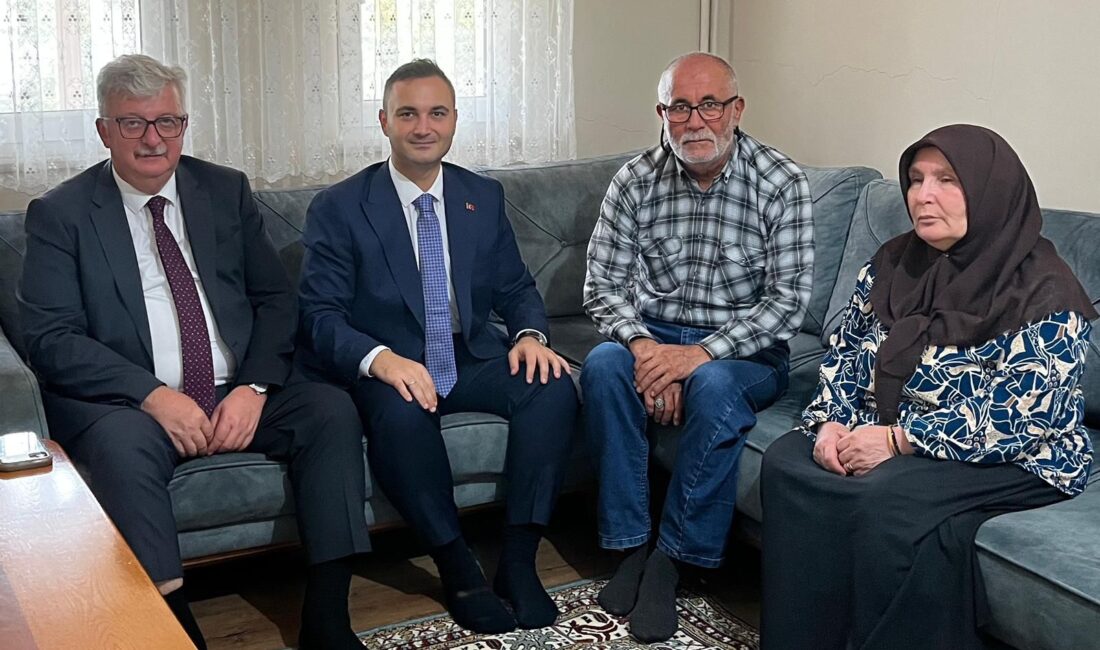 Kandıra Kaymakamı Ömer Lütfi Yaran ve Cumhuriyet Başsavcısı Muhammet Sefa