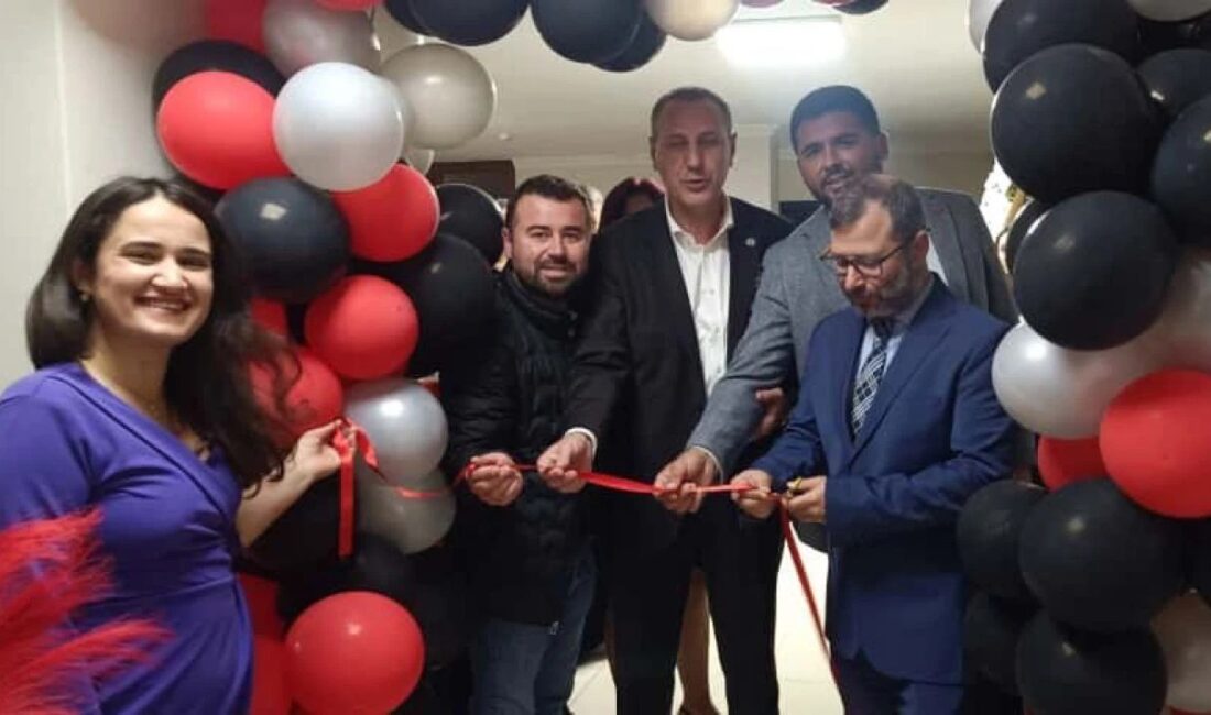 Genç Avukat Kübra Güneş Kandıra’da Hizmet Vermeye Başladı Genç Avukat Kübra Güneş, Kandıra Çarşı Mahallesi’nde hukuk bürosu açarak