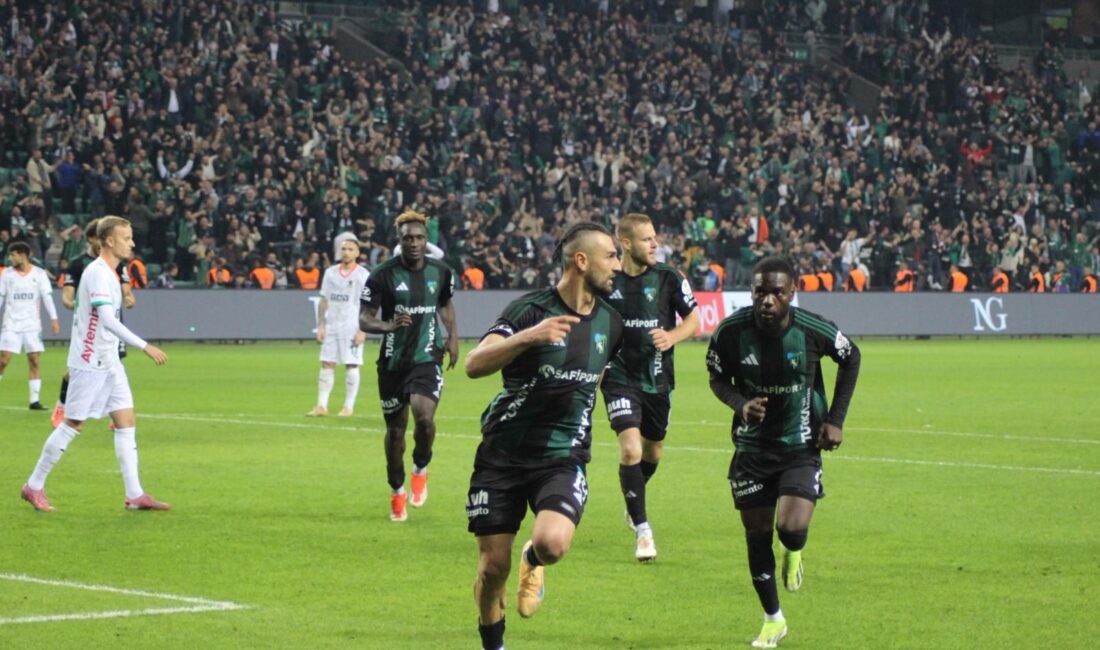 Kocaelispor Evinde Şov Yaptı: Alanyaspor’u 2-0’la Geçti Süper Lig’in 10. haftasında Kocaelispor, sahasında Alanyaspor’u konuk etti. Taraftarının
