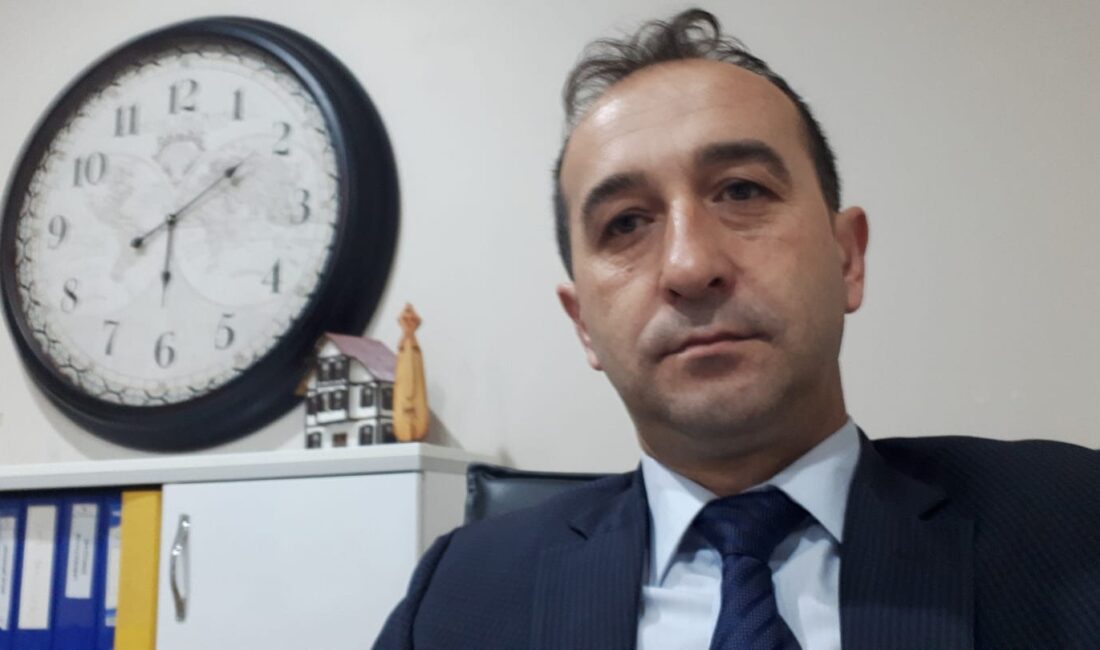 AK Parti Kandıra Belediye Meclis Üyesi Zafer Kaçar, görevinden istifa