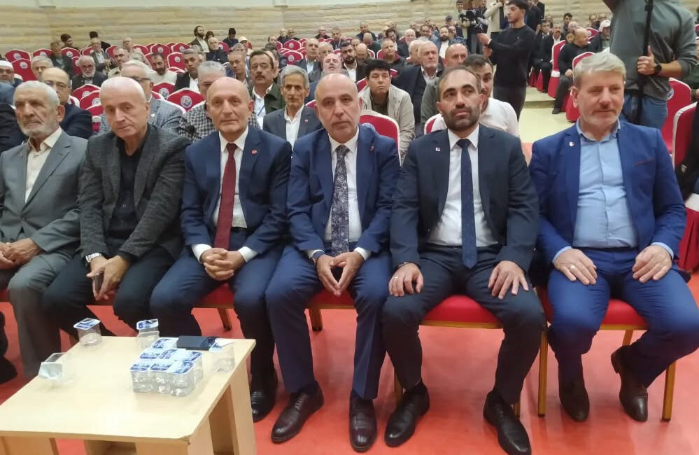 Saadet Partisi Kandıra İlçe Başkanlığı’nın 7. Olağan Kongresi, coşkulu bir