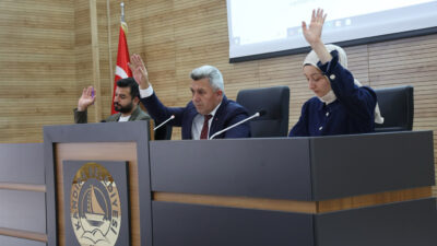 Kandıra Belediye Meclisi, Başkan Erol Ölmez başkanlığında Kasım ayı toplantısını