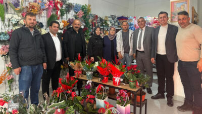 Anahtar Parti Kandıra İlçe Başkanı Hakan Akbaş ve ilçe yönetimi,