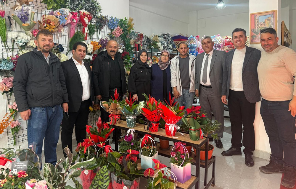 Anahtar Parti Kandıra İlçe Başkanı Hakan Akbaş ve ilçe yönetimi,