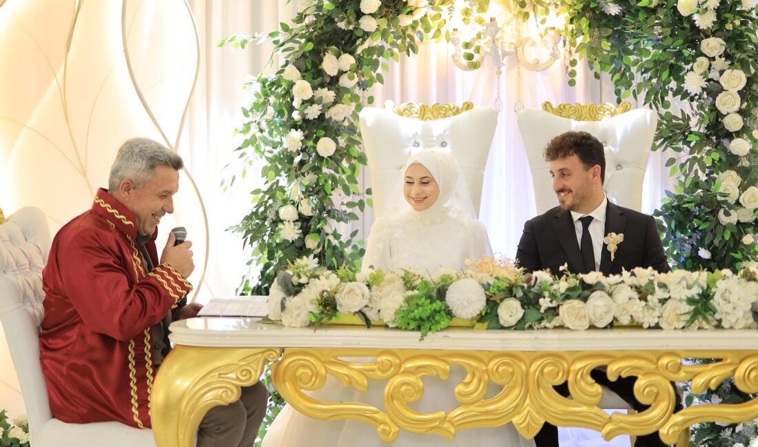 M.Kazım Dinç Kandıra Devlet Hastanesi ekeli Ali Cici’nin yakışıklı oğlu