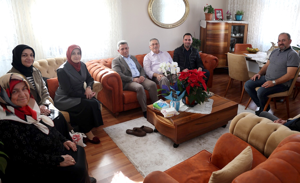 Ak Parti Kandıra İlçe Başkanı Erol Çakır ve Belediye Başkanı