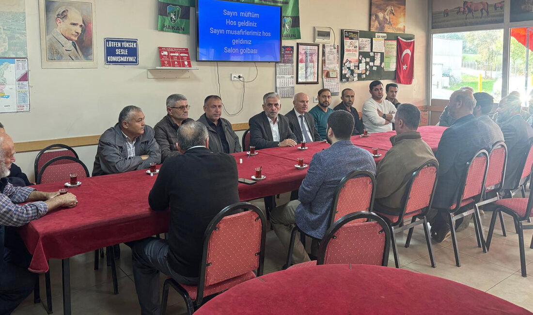 Kandıra İlçe Müftüsü Adem Gülmek, köy ziyaretleri kapsamında Topluca, Kocakaymaz